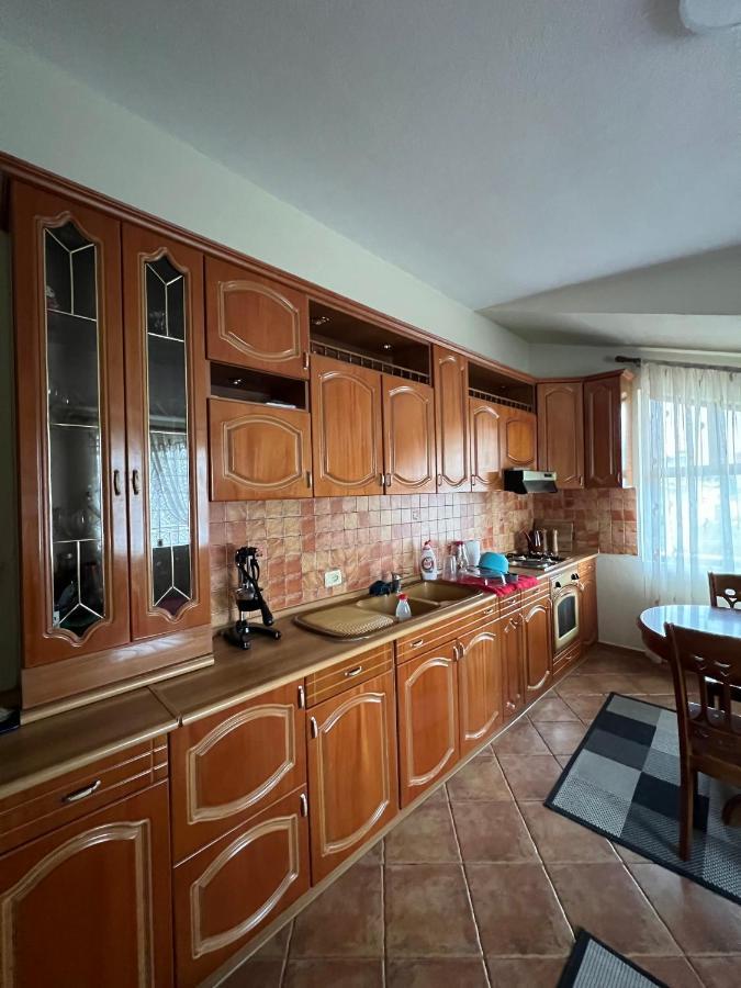 Villa Sokoli, Enjoy Sunset At This Spacious Apartment Τίρανα Εξωτερικό φωτογραφία