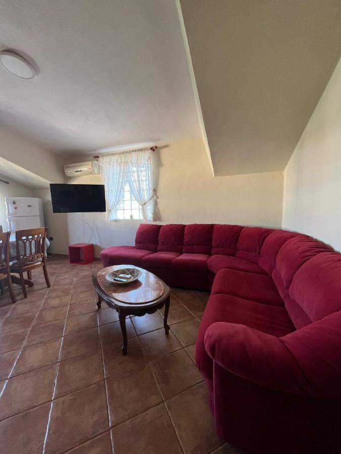 Villa Sokoli, Enjoy Sunset At This Spacious Apartment Τίρανα Εξωτερικό φωτογραφία
